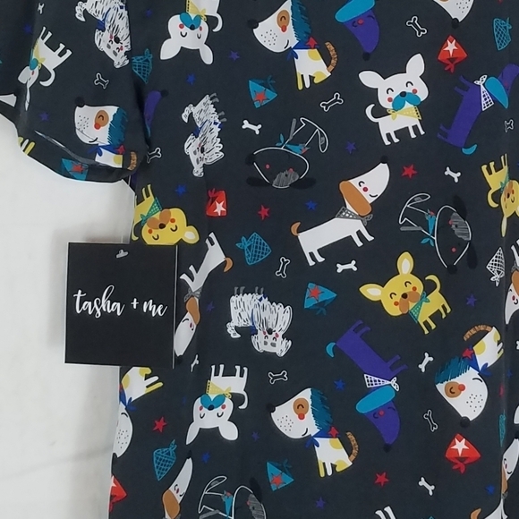 Tasha & me  dog print scrub top - Picture 5 of 6